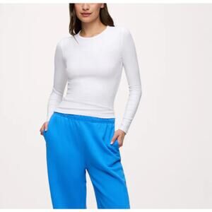 Nuuds Women's Form Fitting Long Sleeve Slinky Ribbed Shirt White Medium